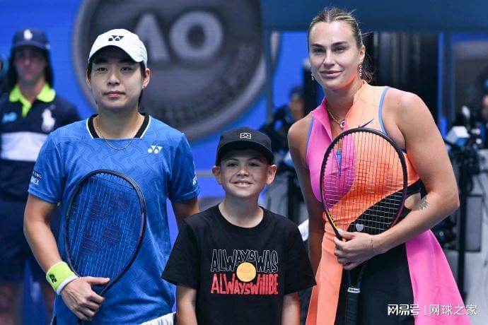 奥客网站-白卓璇吃油条落败王炸组合出局，卢宝丢盘晋级西大妈还是你大妈